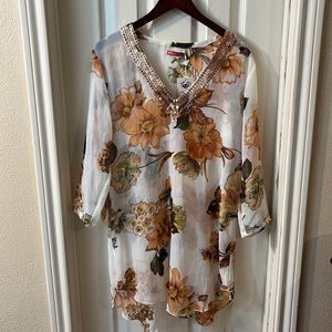 NWT MAKI COVER UP SIZE M/L